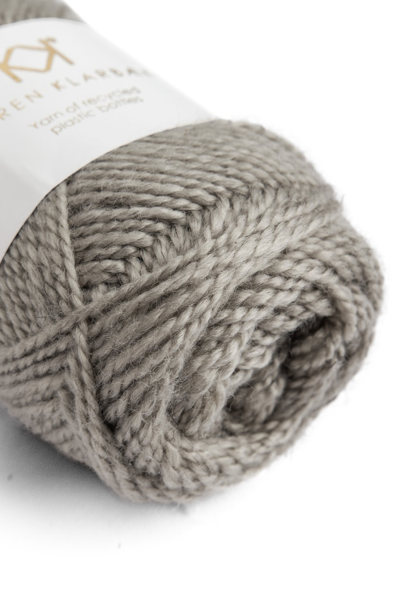 muud Bottle Yarn Yarn Dark Grey