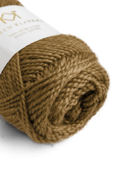 muud Bottle Yarn Yarn Gold