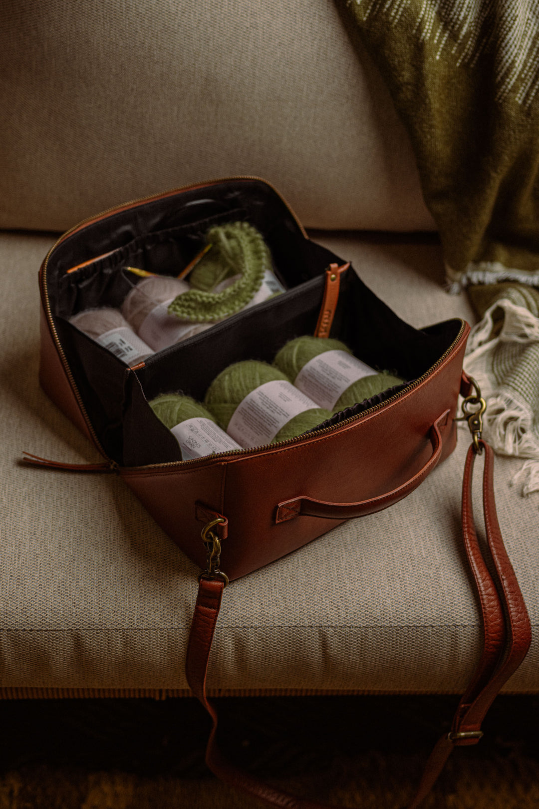 Cleo Midi | Elegant Leather Crossbody Bag | muud – Muudstore