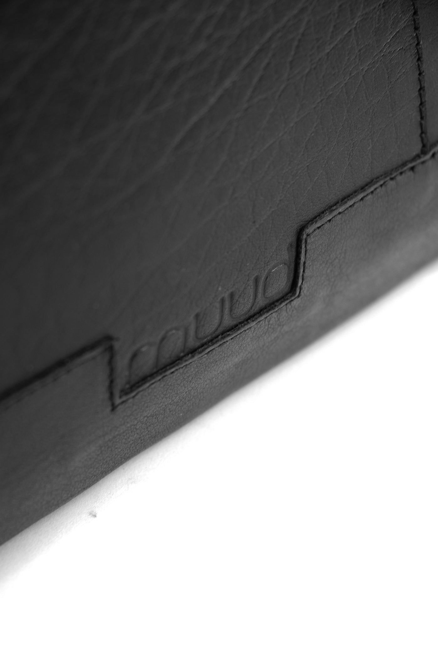 muud Copenhagen Sleeve Sleeve Black