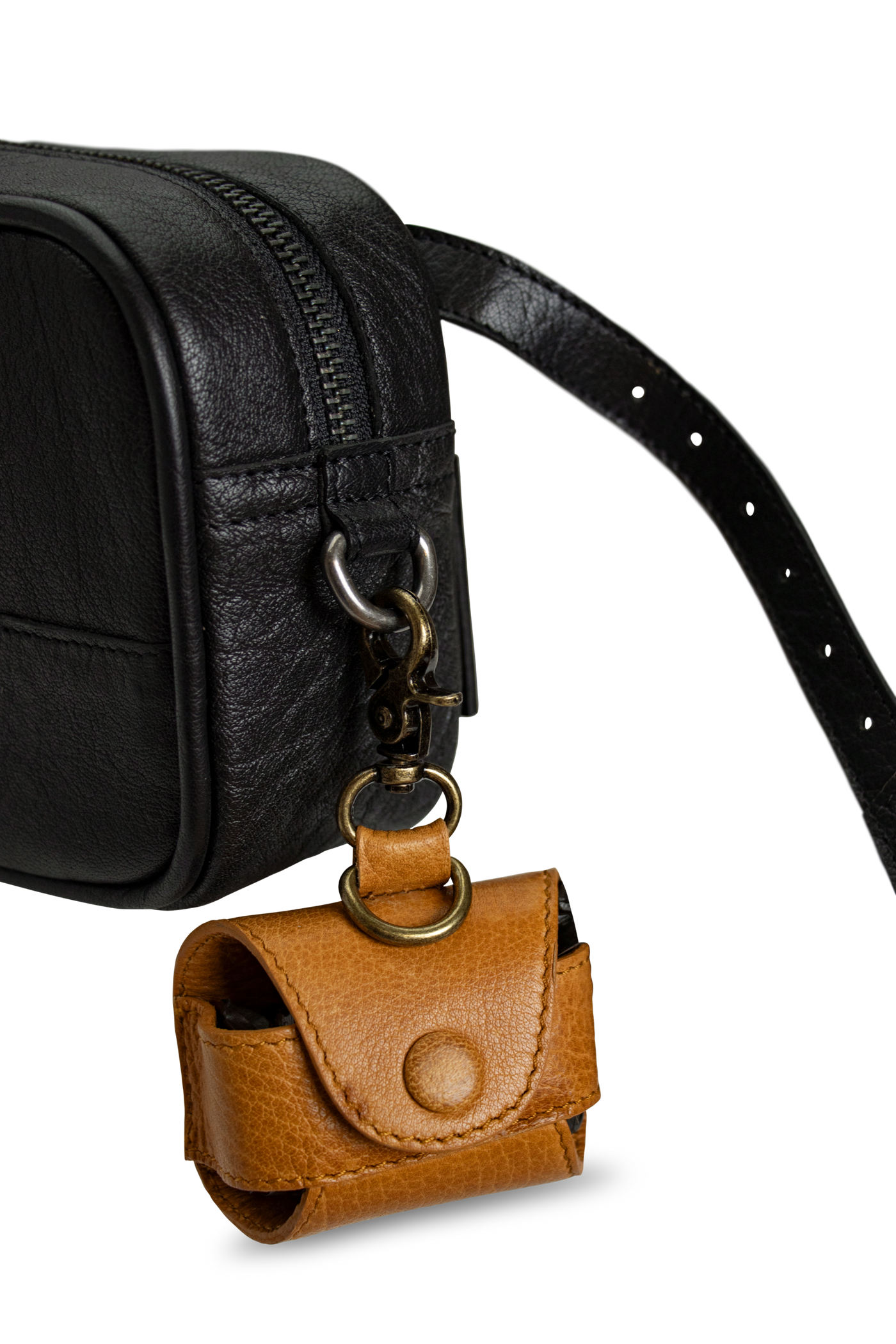 muud Cosma Belt Bag Pet Black