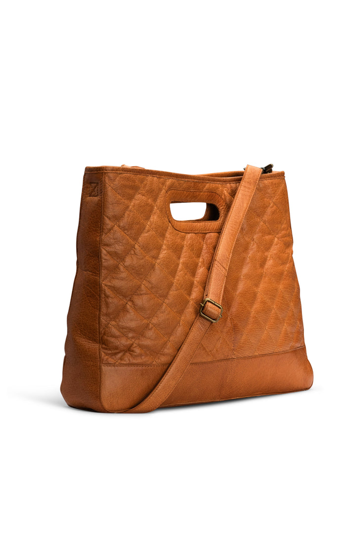 ★TOUT Y EST★ DIA QUILTING CROSS BAG BROWN FDQFABA812M Darcia-pre-news-QB-4501R2-