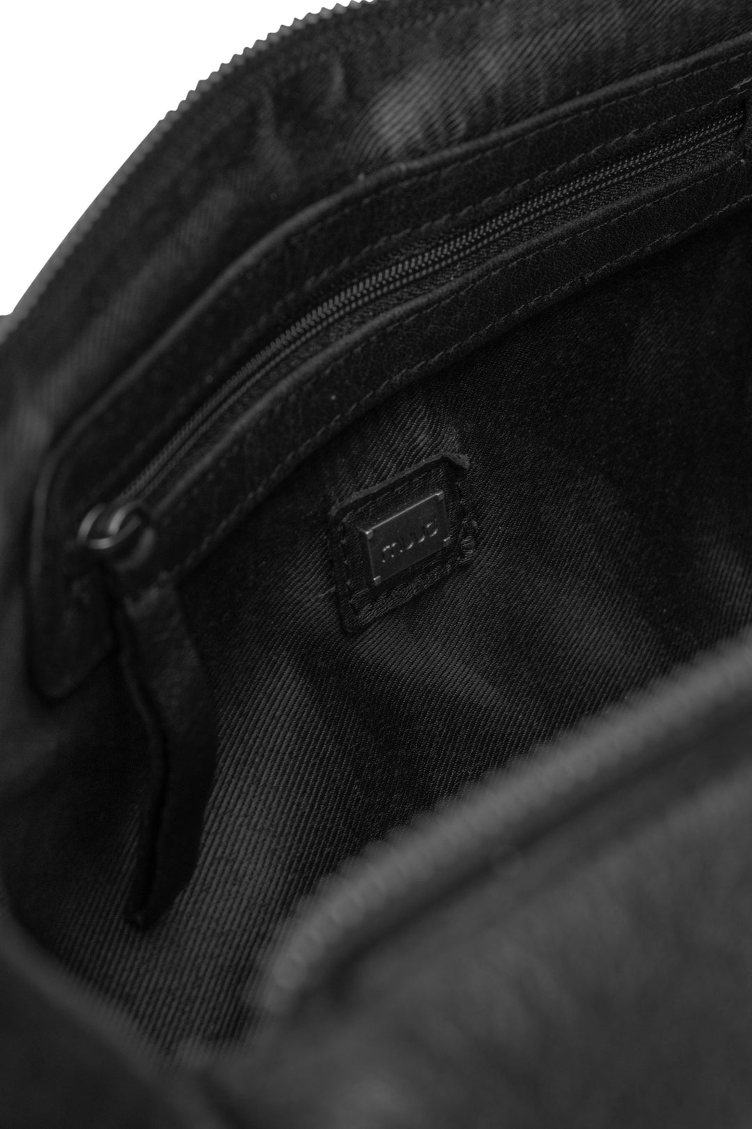 ★DRAW FIT★ Multi Strap Mini Bag [MATT BLACK] Amazon.com: Case-Mate Micro Tote Bag for Women - Black/Clear