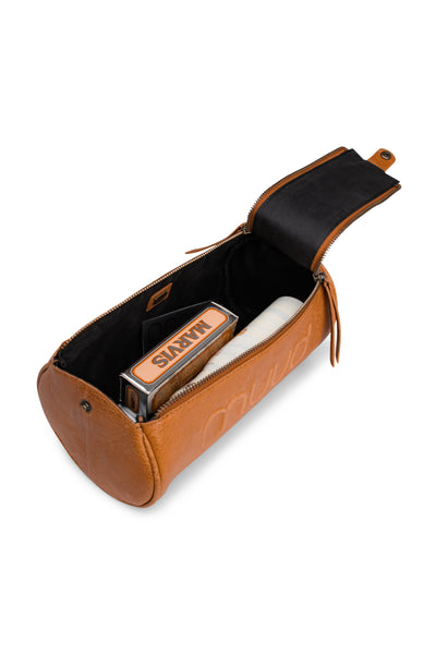 muud Drew Toiletry Bag Kampagne Whisky