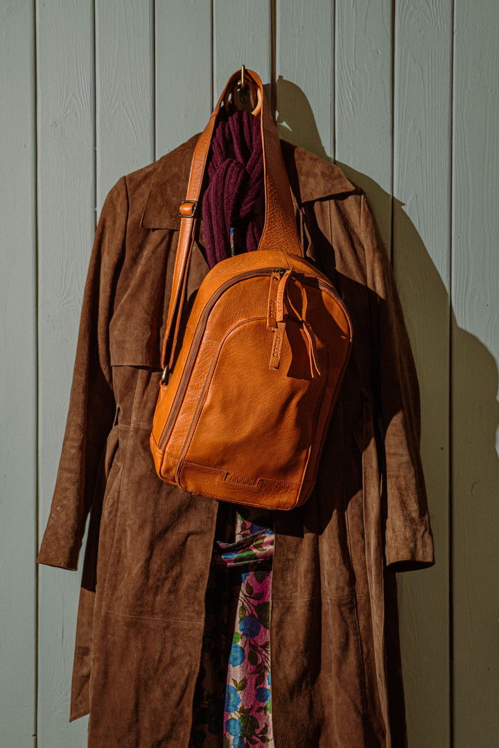 Gwen Sling Bag – Muudstore
