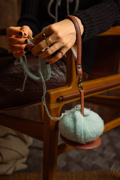 muud Gyrit Yarn Holder Pre-news Rich Brown