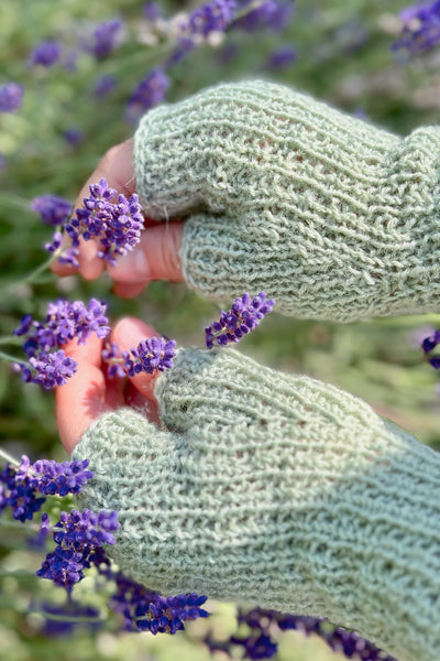 muud Seed Gloves Pattern Pattern