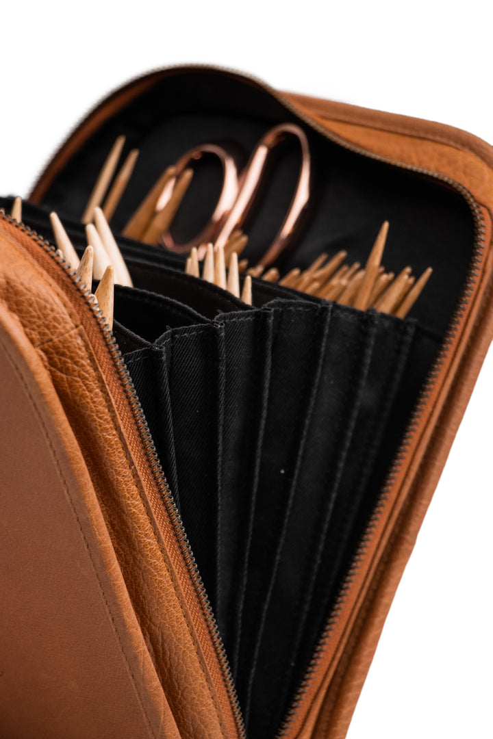 Voss_Case-knit-QB-4201R2-